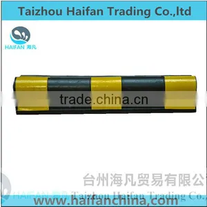 High Strength Round Corner Guard With Yellow Stripe/ Rubber Column Protector/reflective Wall Corner Guard for Parking thumbnail-1