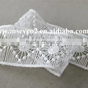 Unexceptionable 3.5cm in White Color Crochet Lace Trim Embroidery Polyester Lace Trim Indian Saree Border Lace Trim thumbnail-3