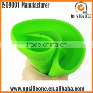 2015 New Flexible Silicone Dog Fetch Toys thumbnail-4