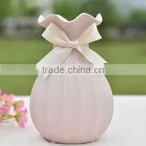 Creative Ceramic Flower Vase,Decorative Table Top Centerpiece - Exquisite Home Decor Gifts thumbnail-3