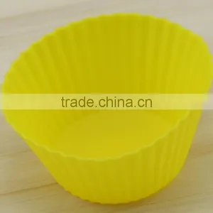 Yellow Fashion Design Silicone Cupcake Cups Mold thumbnail-6