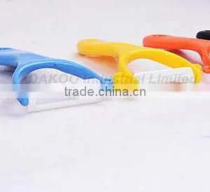 Ceramic Peeler thumbnail-1