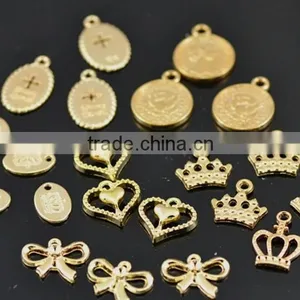 2015 Customized Zinc Alloy Tags,gold Charm Pendants for Jewelry and Handbag thumbnail-1
