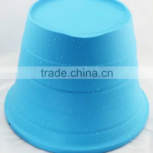 Muti-Functional and Foldable Collapsible Water Bucket thumbnail-4