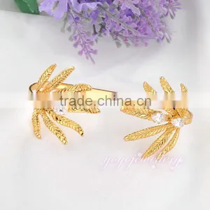 Fashion Jewelry Gold Chain Ladies Design Hand Palm Bracelet With Diamond thumbnail-4