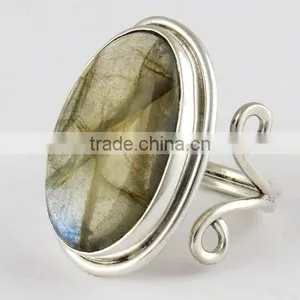 Blue Dreamer Bezel Setting Labradorite Ring, Gemstone Silver Jewellery, Indian Wholesale Silver Jewellery thumbnail-3