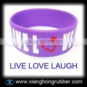 Eco-friendly Customed Silicone Wristband thumbnail-1