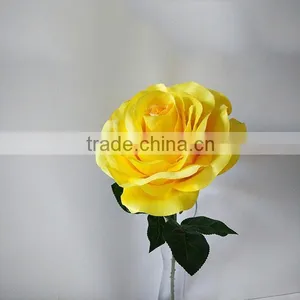 Chinese Wholesale Artificial Red White Rose Plants Sale thumbnail-3