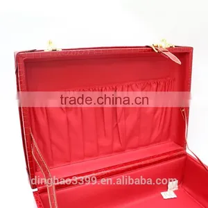 New Arrival Luggage Case Customized PU Travel Bag Fashion Red Tote Travel Bag thumbnail-6