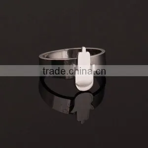 Hot Sale Stainless Steel Flower Shaped Rings thumbnail-1