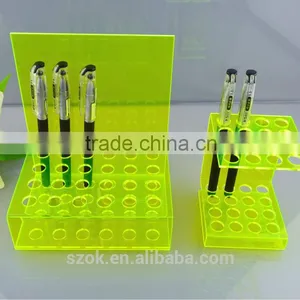 Morden and Fashion Acrylic Colorful Holes Pen Holder Wholesale thumbnail-1