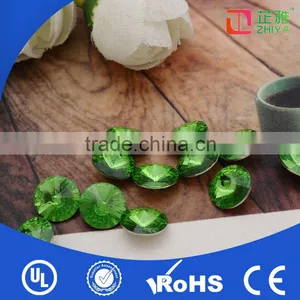 Green Glass Chaton thumbnail-1