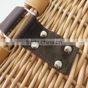 Wicker Material 2 Persons Picnic Basket With Wine Holder thumbnail-5