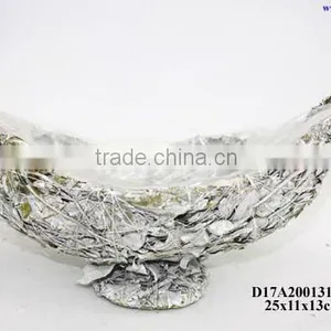 Leaf Baskets With Snow thumbnail-1