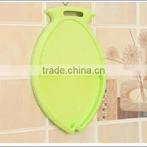 Plastic Fish Shape Cutting Board thumbnail-3