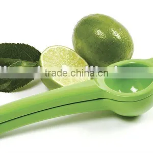 Hand Lime Squeeze Citrus Juicer&Strainer thumbnail-1