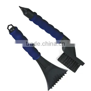 Plastic Ice Scraper thumbnail-1