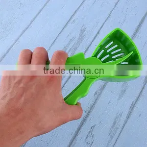 Manual Orange Juice Maker Fruit Presser / Lemon Water Squeezer / Lemon Handheld Press Juicer thumbnail-3