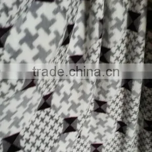 Printed Coral Fleece Blanket thumbnail-1