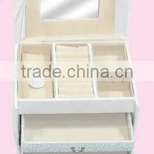 Leather Ring Box ( Ssh-006 ) thumbnail-1