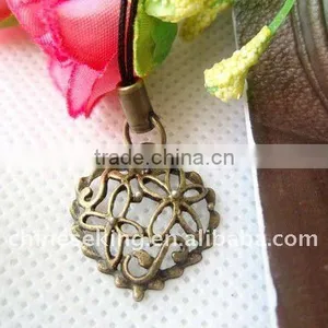 Fashion Antique Charm Accessories, 2011 New Design Mobile Accessories thumbnail-1