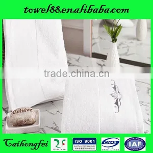 Promotional Cheap Embroidery Satin Cotton Bath Towel Brands thumbnail-1