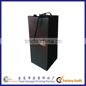 Custom Printing Wine Packaging Paper Bag With Cotton Handle thumbnail-1