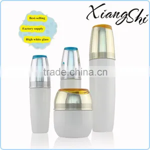 White Painting Cream and Lotion Glass Cosmetic Bottles Set thumbnail-1