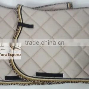 Horse Saddle Pad thumbnail-1