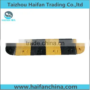 1000*300*50mm Traffic Road Speed Hump for Parking System/heavy Strength Rubber Road Speed Breaker Used on Road for Safety thumbnail-1