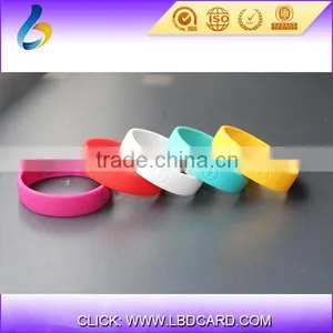 Swimmingpool Using MIFARE Classic 4K Silicone Wristband thumbnail-3