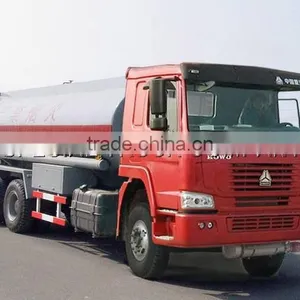 High-quality HOWO Oil Tank Transporting Truck 10 Wheels thumbnail-5
