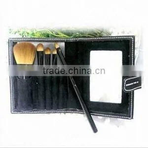 Cosmetic Brush Set and Makeup Set thumbnail-1