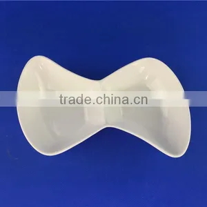 White Antique Porcelain Plates in Stock thumbnail-1