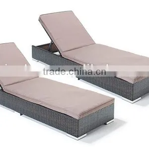 2014 Classic Style Rattan Antique Chaise Lounge AE5021 thumbnail-1