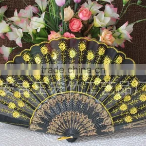 Plastic Lace Hand Fan With Embroidery Peacock Design thumbnail-3
