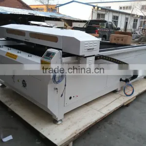Cheap Invitation Card Machine Sticker Cutting Machine Acrylic Laser Engraving Cutting Machine thumbnail-4