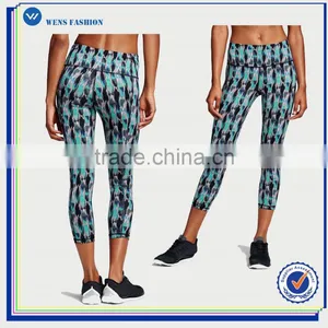 Sexy Girls Wearing Yoga Pants and Women Wearing Tight Yoga Pants thumbnail-5