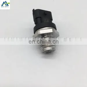 Auto Parts Fuel Rail High Pressure Sensor 0281002706 For RENAULT MAN thumbnail-2