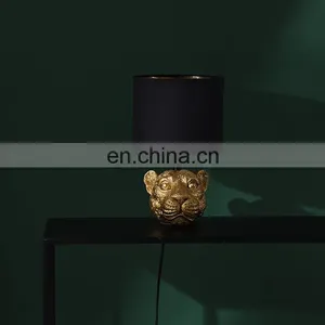 Leopard Head Shape Animal Statue Modern Gold Desk Decoration Cheap Unique Nightstand Lamps for Hotel Office thumbnail-2