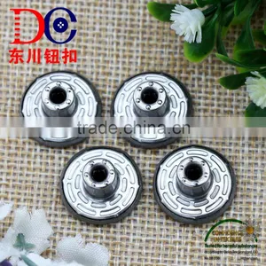 17 MM Single Pin Colored Button With Shirts Button Engraved Logo thumbnail-6