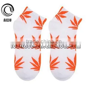 Fashion Colorful Leaves Custom Tube Ankle Socks thumbnail-3