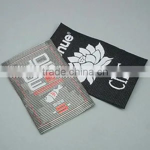High Quality China Made Woven Satin Quality Label thumbnail-1
