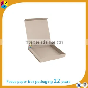 Kraft Recycled Paper Packaging for Mens Boxed Shirts thumbnail-1