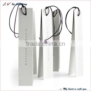 High Quality Ccnb Gloss Varnish Paper Lamination Hanger Hang Tag for Sale in Shanghai thumbnail-1