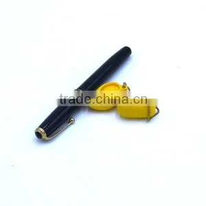 Custom Yellow Pvc Shoe Keychain as Children Gifts thumbnail-2