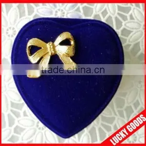 Heart Shaped Elegant Royal Blue Wedding Jewelry Ring Box Wholesale thumbnail-1