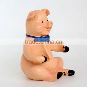 Bar Hotel Table Decor Resin Peppa Pig Sculpture thumbnail-3