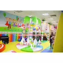 Guangdong Zhongshan Taile Amusement Children's Game Carnival Amusement Equipment Indoor Naughty Castle Inflatable Castle Rotating Climbing Electric Lifting Coconut Tree (LT-KL07) thumbnail-2