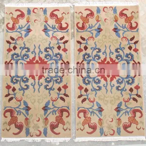 Flower Pattern Woollen Carpet thumbnail-1